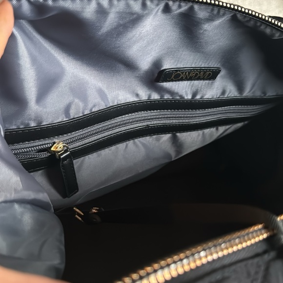 Joan & David 18“ Diamond Quilted Nylon Weekender Duffle Bag - used once. - Picture 7 of 16